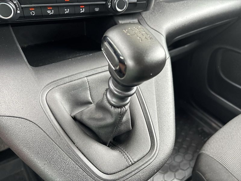 Citroën Berlingo (2022) 1.5 HDI LIVE PACK - fotka 14 z 29