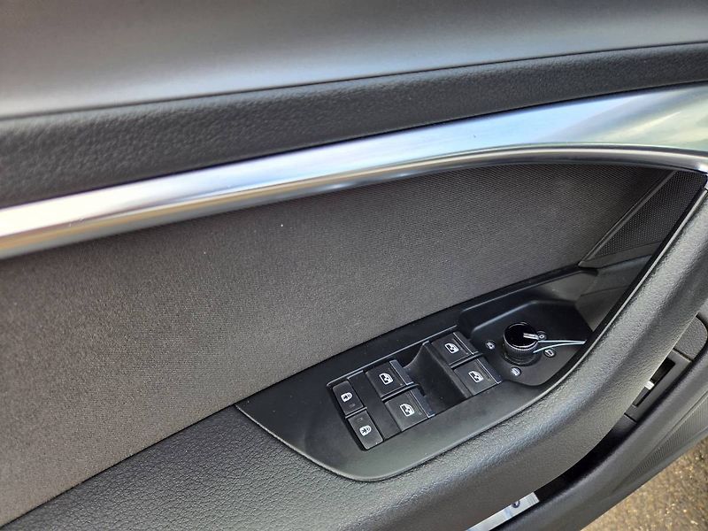 Audi A6 (2019) 3.0 TDI DSG Quattro - fotka 12 z 37