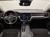 Volvo V60 D3 MOMENTUM AUT REZERVACE - náhled 1