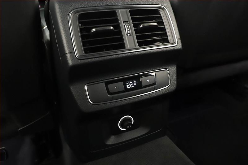 Audi SQ5 (2017) 3.0 TFSI - fotka 14 z 20