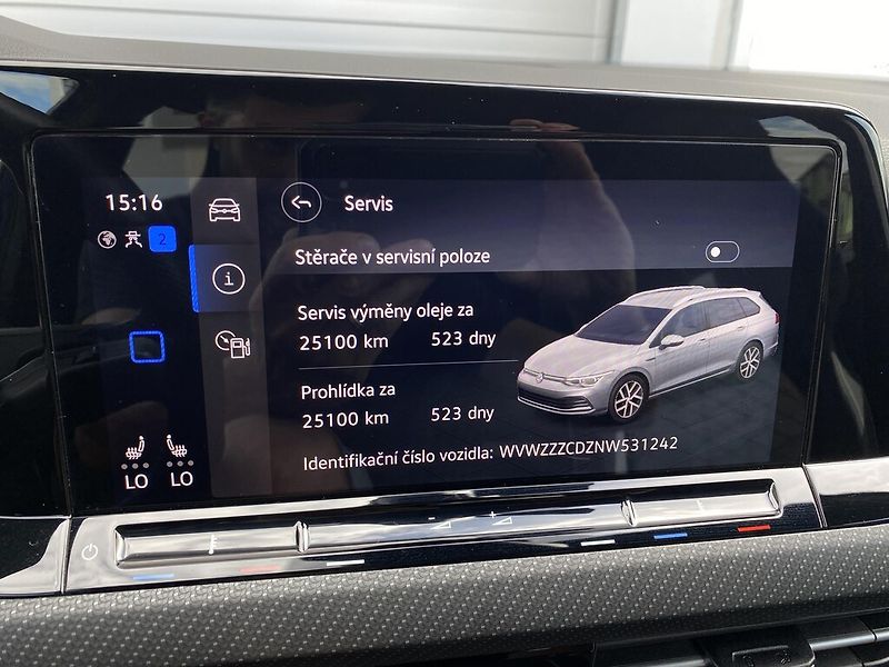 Volkswagen Golf Variant 2,0 TSI 140 kW DSG R-line - fotka 21 z 29