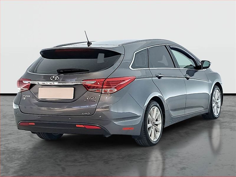 Hyundai i40 (2013) 1.7 CRDi, Tempomat - fotka 5 z 19