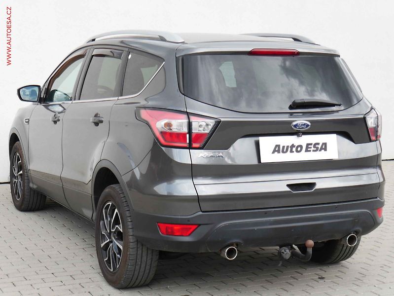 Ford Kuga (2017) 1.5TDCi, ČR, Navi, xenon - fotka 6 z 23