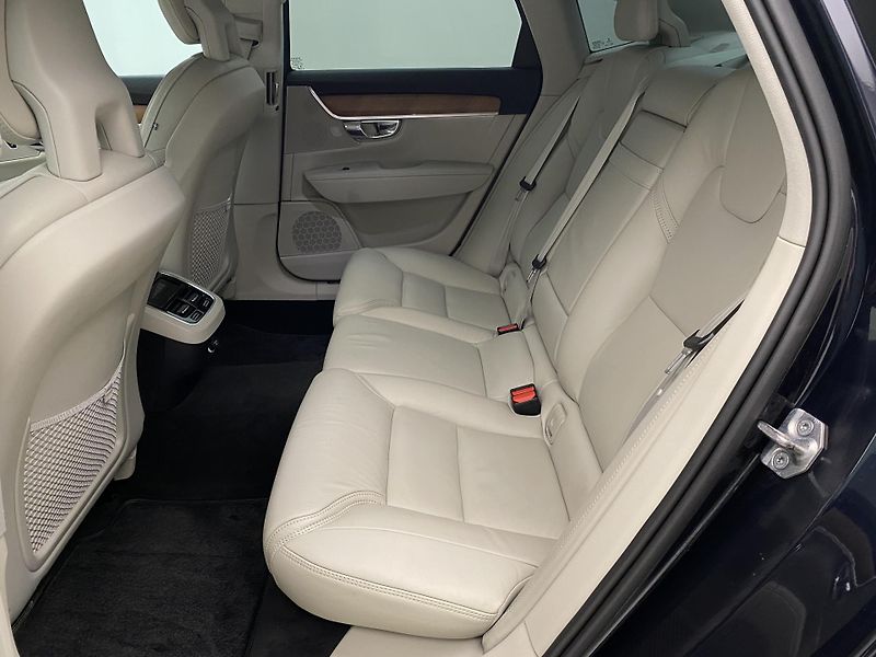 Volvo S90 T6 AWD   REZERVACE - fotka 5 z 40