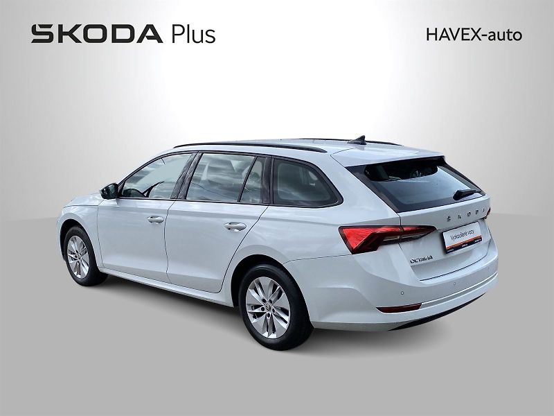 Škoda Octavia (2023) Combi 2.0 TDI DSG Ambition - fotka 30 z 31