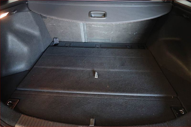 Hyundai i30 (2016) 1.6 GDI, Tempomat - fotka 13 z 18