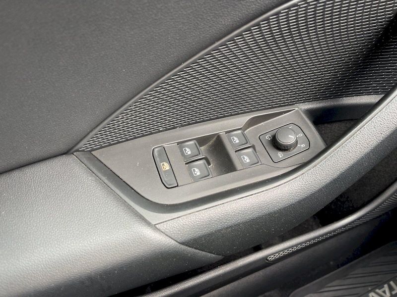 Škoda Octavia (2023) 1.5 TSI 110kW Style Plus Combi - fotka 23 z 35