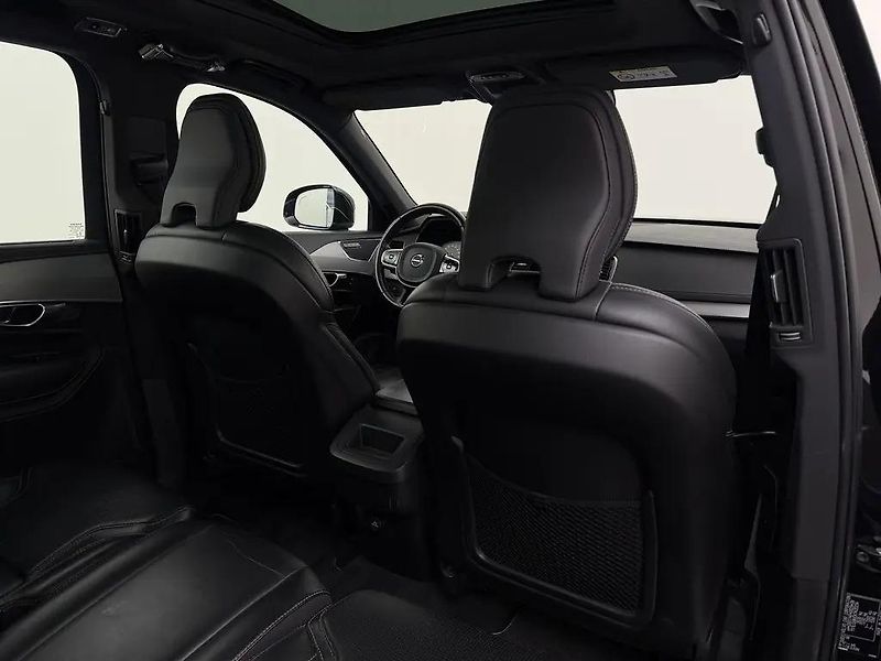 Volvo XC90 2.0D5 173 Aut. R-Desing AWD TZ - fotka 11 z 13