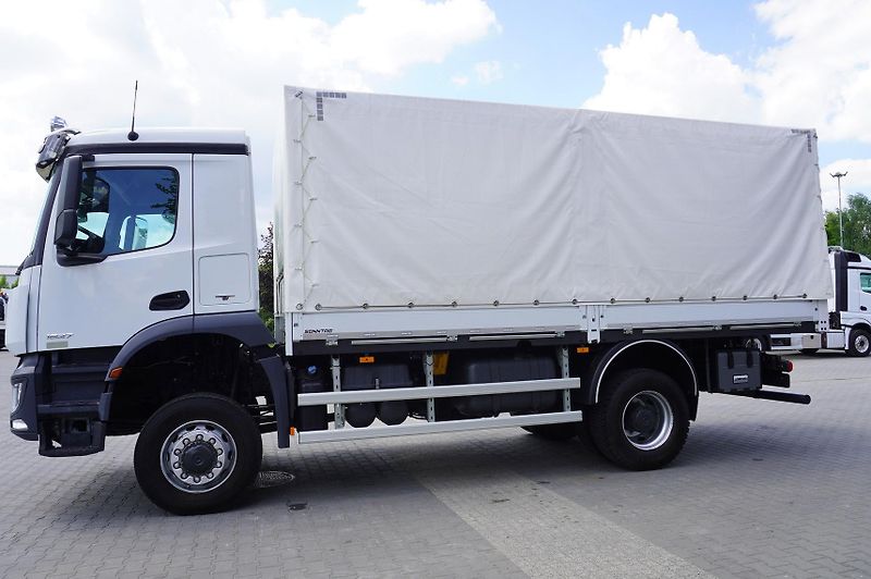 Mercedes-Benz (2018) Arocs 1827 / Driver education - fotka 6 z 24