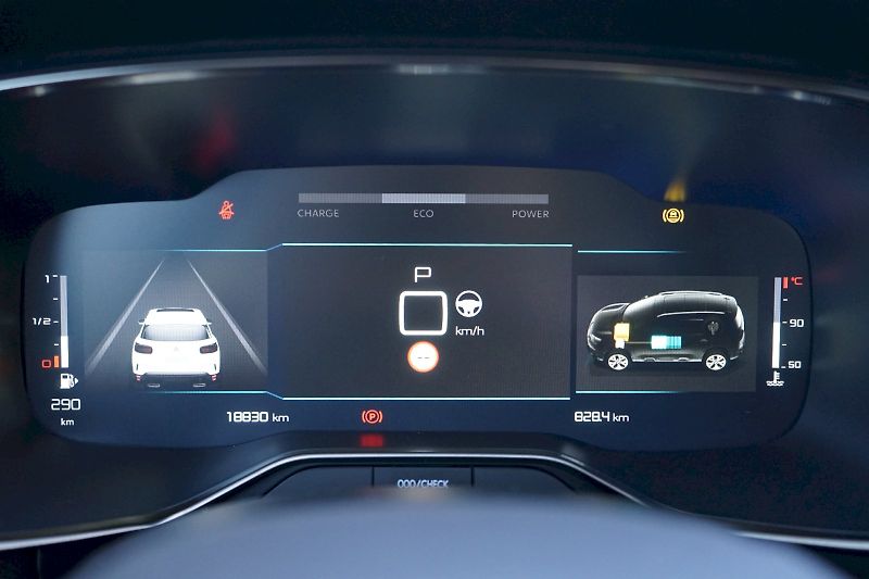 Citroën C5 Aircross (2025) MAX Hybrid 136 ë-DCS6 - fotka 11 z 27