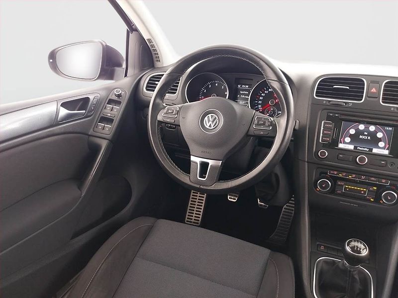 Volkswagen Golf (2011) Comfortline 1.2 TSI - fotka 7 z 20