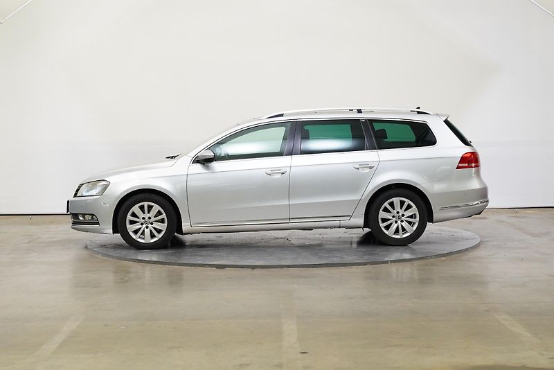 Volkswagen Passat - fotka 3 z 25
