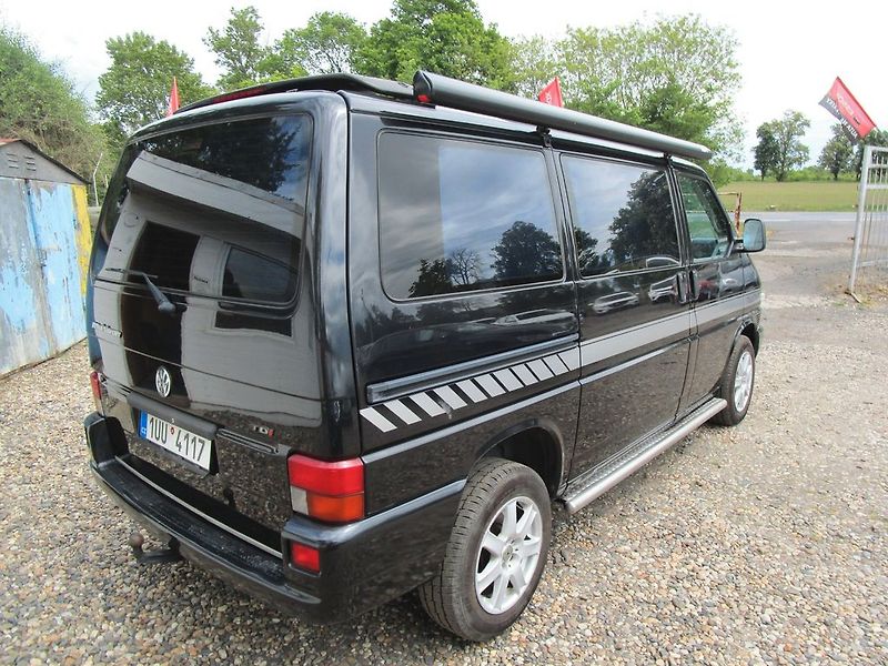 Volkswagen Multivan 2,5TDI-111KW - NOVÁ STK - fotka 8 z 22