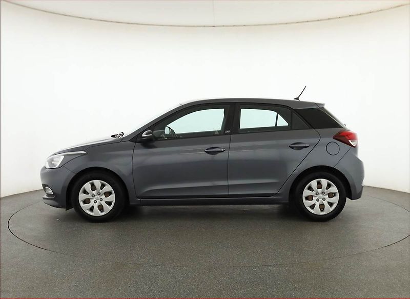 Hyundai i20 (2018) 1.2 - fotka 3 z 14