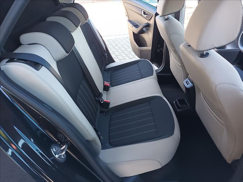 Škoda Fabia 1,0 TSI,81KW,DSG,STYLE,TAŽNÉ, - fotka 19 z 46