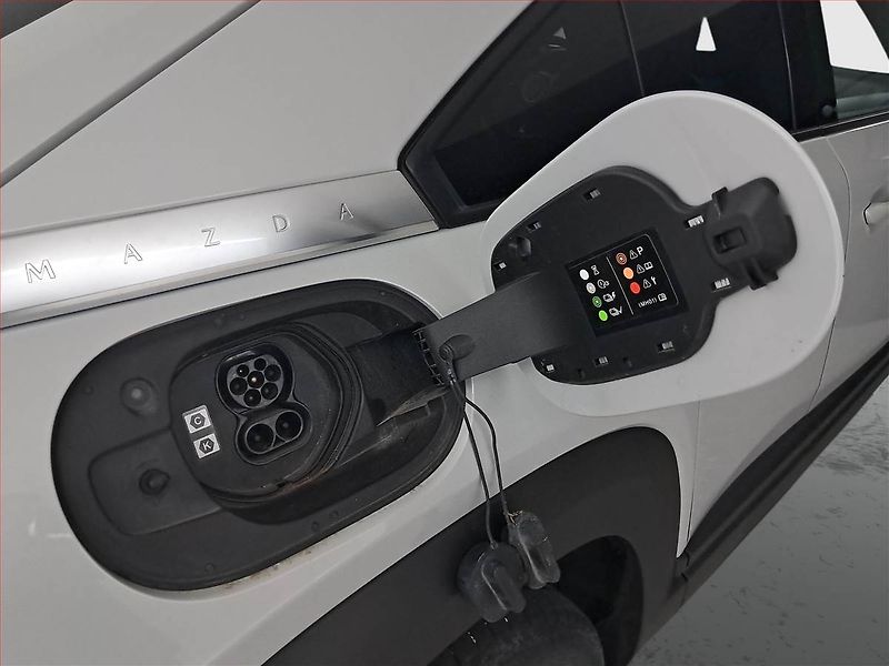 Mazda MX-30 (2022) e-Skyactiv, SoH 94%, Automat - fotka 17 z 23