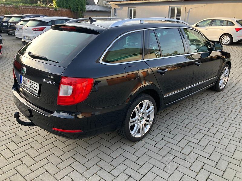 Škoda Superb (2013) 2.0TDI 125kW DSG ELEGANCE + - fotka 5 z 34