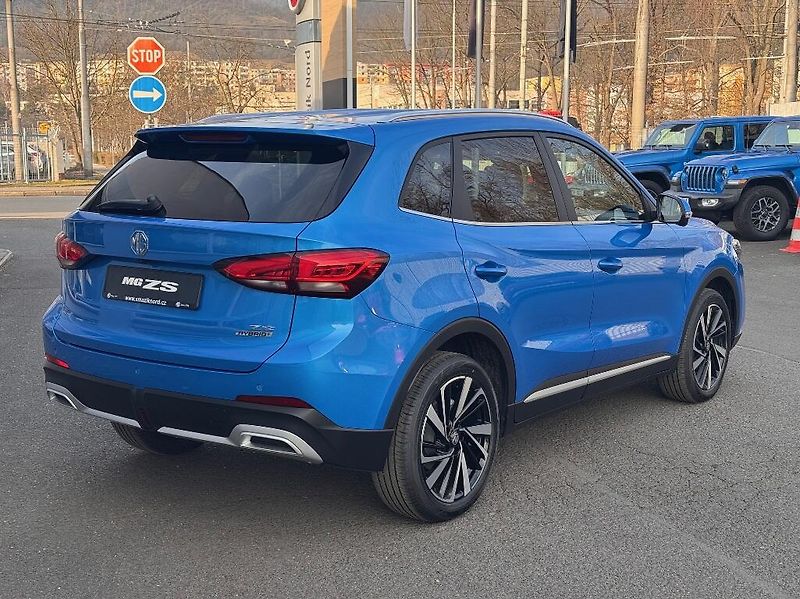 MG ZS (2026) 1,5l Hybrid + (197k) Exclusive - fotka 10 z 38