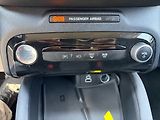 Ford Kuga AWD HEV TITANIUM CZ TOP VÝBAVA - náhled 16
