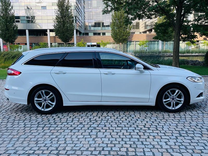 Ford Mondeo 2.0TDCi MAN VÝHŘEV SENZORY LED - fotka 9 z 46