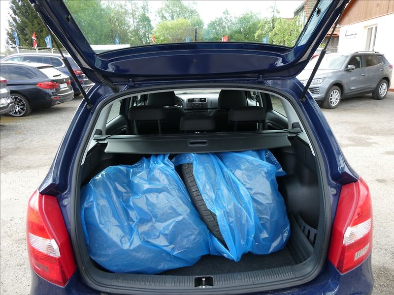Škoda Fabia 1,2 TSi 63kW 2x kola, klima - fotka 9 z 38