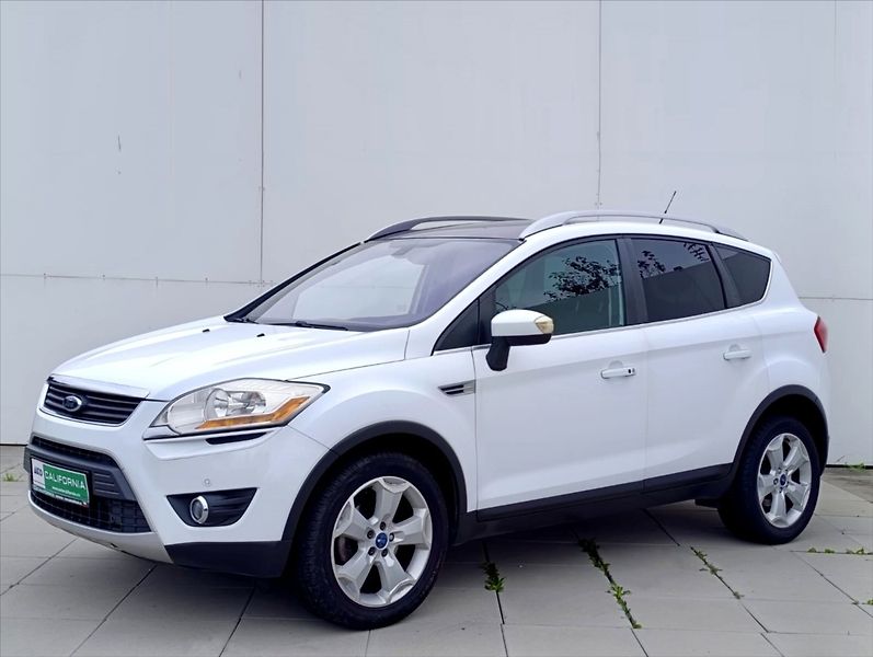 Ford Kuga 2,0 TDCi 4x4 NAVI KŮŽE KAMERA - fotografie inzerátu