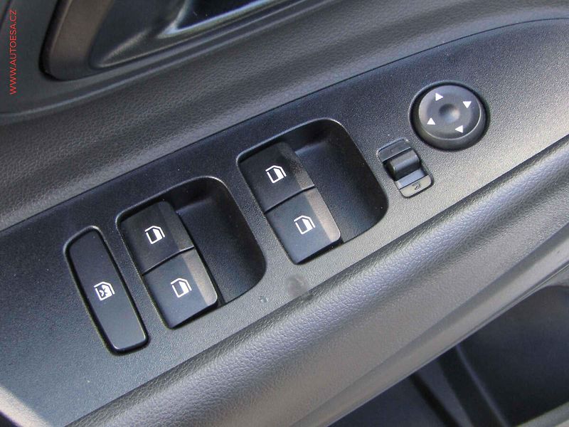 Hyundai i20 (2024) 1.2i, 1.maj,ČR - fotka 11 z 22