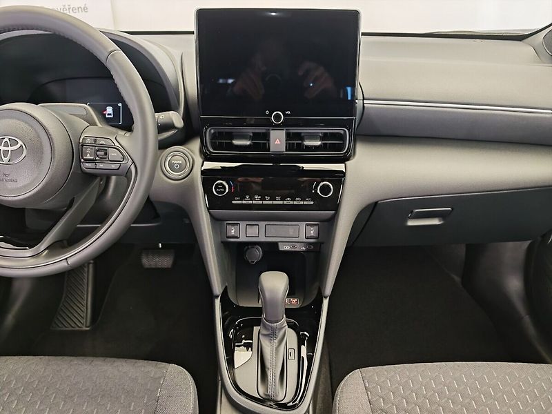Toyota Yaris Cross 1.5 Hybrid CVT Style 4x2 - fotka 11 z 37