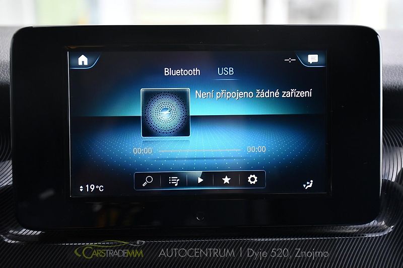 Mercedes-Benz Třídy V V250d 4MATIC 7MÍST - fotka 43 z 51