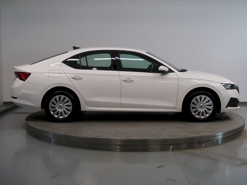 Škoda Octavia (2023) ACTIVE 2.0TDI 85KW - fotka 8 z 34