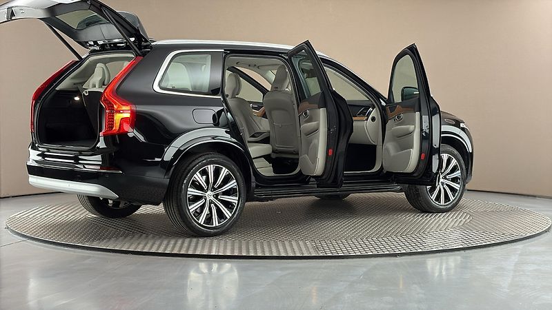 Volvo XC90 2.0 B5 AUT AWD Inscription - fotka 6 z 32