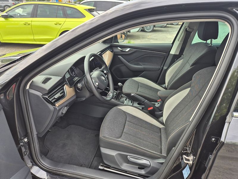 Škoda Scala 1.0 TSI 85kW Style, CZ, servis - fotka 9 z 23
