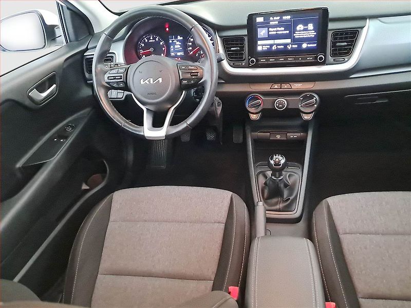 Kia Stonic (2022) 1.2 DPI, ČR,1.maj, Serv.kniha - fotka 7 z 17