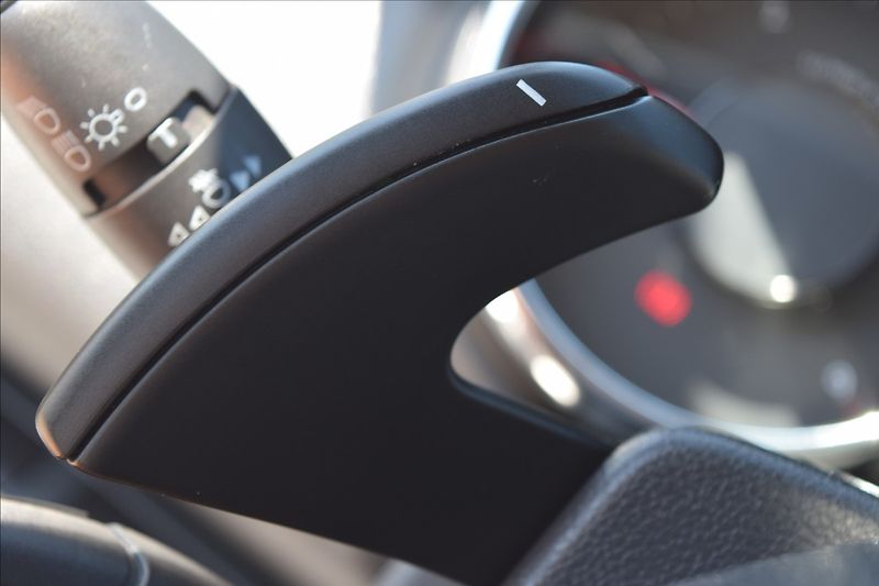 Peugeot 5008 1,6 HDI 84KW AUTOMAT PO SERVIS - fotka 36 z 49