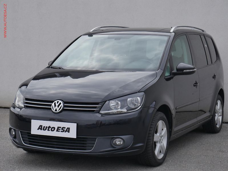 Volkswagen Touran (2012) 2.0 TDi, Comfortline - fotka 3 z 21