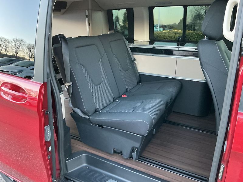 Mercedes-Benz Třídy V 300 d Marco Polo 4MATIC - fotka 16 z 21