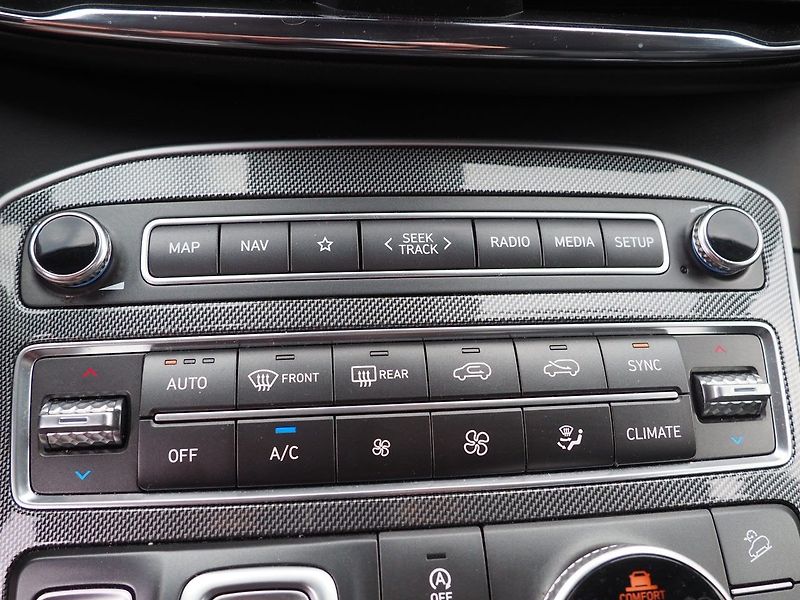 Hyundai Santa Fe (2022) 2.2 CRDi 4x4 Style Premium 8AT - fotka 41 z 48