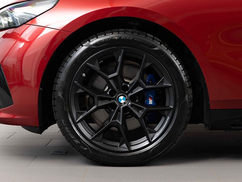 BMW Řada 5 520d xDrive - fotka 6 z 23