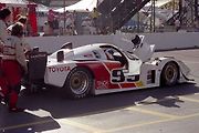 Toyota Juan Manue Fangio II Eagle HF 90 při závodu IMSA Del Mar Grand Prix v říjnur 1990.
