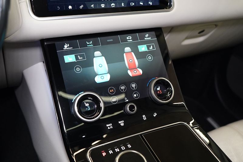 Land Rover Range Rover Velar R-Dynamic HSE, Masáž, Vzduch - fotka 28 z 46