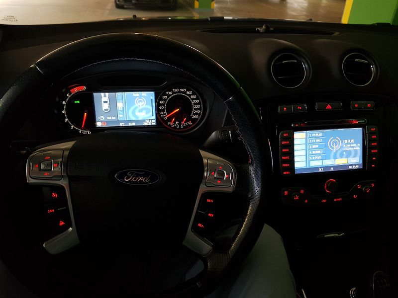 Ford Mondeo (2009) 2,5T Titanium  - fotka 9 z 12