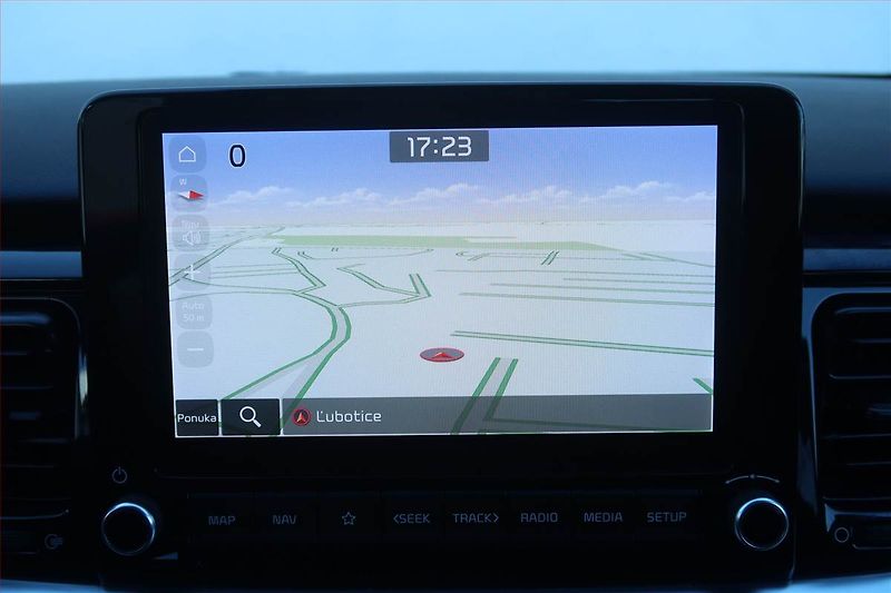 Kia Stonic (2022) 1.0 T-GDI, Automat, Serv.kniha - fotka 16 z 22