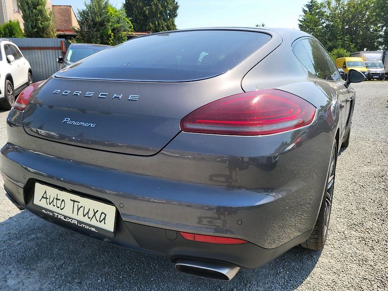 Porsche Panamera Diesel 3.0 V6 221kW - fotka 40 z 45