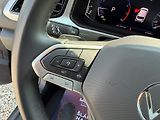 Volkswagen T-Roc 1,5 TSi/110kW LIFE - DSG,TZ,.. - náhled 17
