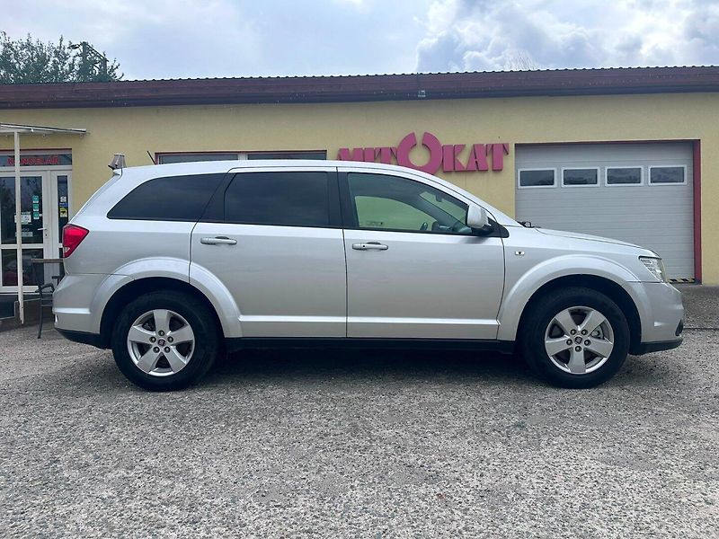 Fiat Freemont (2013) 2.0JTD 7-míst/1MAJ/TEMPOMAT - fotka 2 z 37