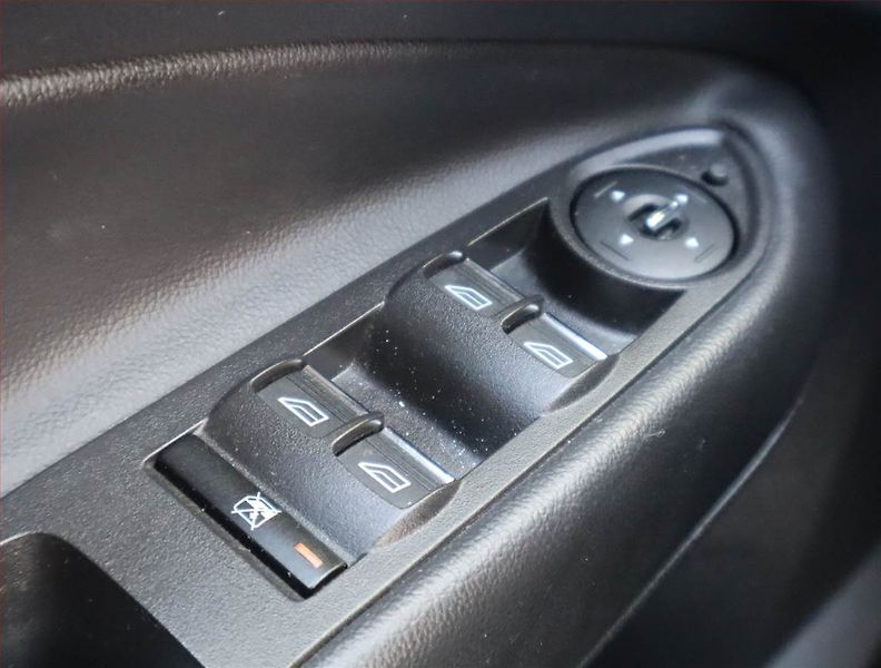 Ford Kuga (2013) Trend 1.6 EcoBoost, 4X4 - fotka 15 z 18