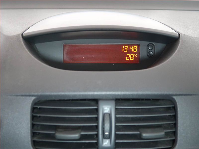 Renault Thalia (2009) 1.2 16V, LPG, nová STK, Klima - fotka 13 z 15