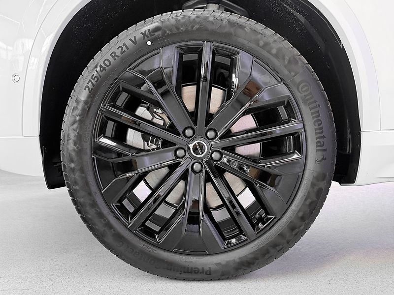 Volvo XC90 (2026) T8 AWD BLACK EDITION ULTRA, VZ - fotka 8 z 35