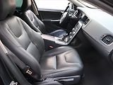 Volvo V60 (2014) D4 2.0, Automat, Navi, Xenony - náhled 9