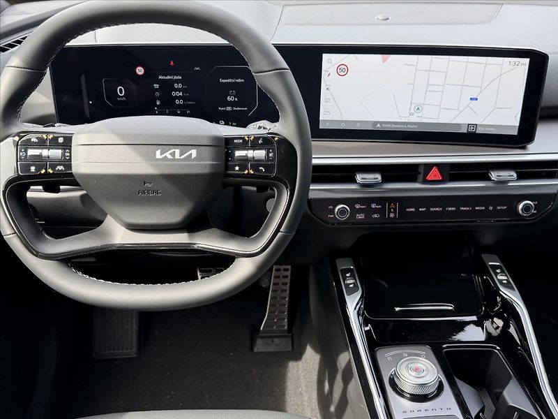 Kia Sorento (2026) 1,6 HEV 4x4 TOP, NAPPA, TEM - fotka 7 z 12